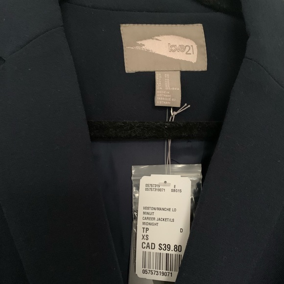 Forever 21 Navy Blue Double Breasted Blazer XS - Picture 3 of 3